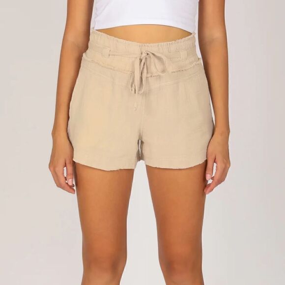 NWOT Rewash Distressed Beige High Rise Shorts Raw Hem Distressed Relaxed Cotton - Picture 1 of 11